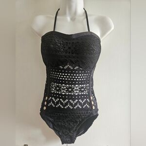 NWNT Black Fitted Bodysuit for Beach Swimsuit Black Lace Halter Top Size M